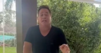 Cantor Leonardo gera burburinho na web ao 'vender' saruê no lugar de pinscher; entenda