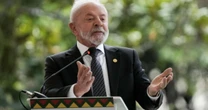 Aprovação do governo Lula fica estável e defesa da soberania é bem avaliada