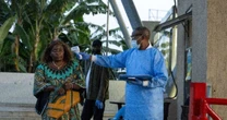 CDC diz que um norte-americano testou positivo para Ebola na República Democrática do Congo