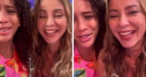 Paolla Oliveira e Taís Araújo brincam após encenar duelo de samba em 'Vale Tudo'