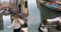 Turista usa navegação do Google Maps para andar pela Itália e acaba escorregando e caindo em canal de Veneza
