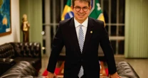Líder do governo Lula no Congresso cita Pacheco e Messias para sucessão de Barroso no STF