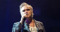 Após rixa com Johnny Marr, Morrissey vende produtos do The Smiths com seu nome no lugar