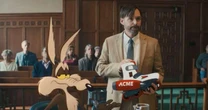 "O Homem de Ferro dos filmes dos Looney Tunes": Diretor de Coyote vs Acme compara seu novo projeto ao clássico do Universo Cinematográfico Marvel