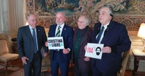 "É importante que Lula tenha vindo manifestar solidariedade a Cristina", diz Prêmio Nobel da Paz