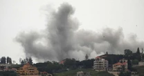 Guerra entre Israel e Hezbollah persiste apesar da extensão de trégua; número de mortos no Líbano se aproxima de 3.000