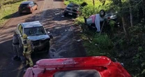 Homem morre carbonizado e cinco pessoas ficam feridas em grave acidente em Capão do Cipó