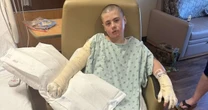 Menino de 12 anos fica internado após se queimar fazendo trend das redes sociais
