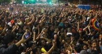 Lady Gaga canta pra valer e faz história de verdade em clima de carnaval, parada gay e réveillon