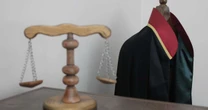 Tribunal de Justiça da Bahia anuncia compra de R$ 255 mil em vestimenta para juízes e desembargadores