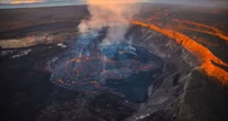 'Caí na cratera de um vulcão em erupção e sobrevivi a uma noite com bolhas de lava sob os pés'