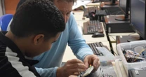 Qualificação é essencial para o jovem se manter no mercado