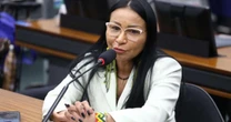 Silvia Waiãpi usou advogados do gabinete em defesa pessoal