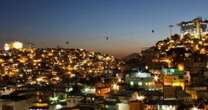 'Acho muito tranquilo viver aqui', revela moradora do Morro do Alemão