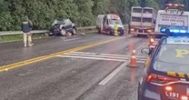 Duas pessoas morrem após colisão frontal entre caminhonete e ônibus na BR 386