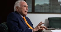 Queda na popularidade fará Lula 'meditar duas ou dez vezes' sobre reeleição, diz Temer