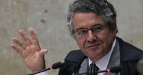 Ex-ministro critica aposentadoria de Barroso e diz esperar que Fachin 'tire o STF da vitrine'