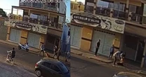 Idoso perde parte do dedo ao tentar separar briga de cachorros em MG; veja fotos