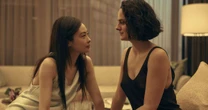 'Emmanuelle', nova versão do clássico erótico, chega aos cinemas