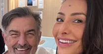 '25 dias de luta e superação': pai de Sabrina Sato recebe alta hospitalar após retirada do pâncreas e duas cirurgias