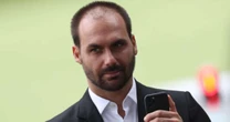 Eduardo Bolsonaro pede sanção a Moraes e diz que Lula e magistrado do STF estão 'sem controle'