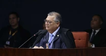 Dino interrompe voto de Zanin, cita metáfora do boi e revela conversa com ministro