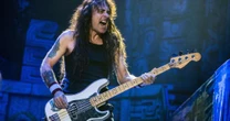 Steve Harris, do Iron Maiden, diz que quer fazer shows até (literalmente) morrer
