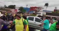 Motorista que atropelou manifestantes em bloqueio bolsonarista vai a júri por 16 tentativas de homicídio