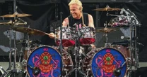 Foo Fighters demite baterista Josh Freese após dois anos: 'Decepcionado'