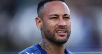 Após se recuperar da Covid, Neymar recebe famosos em leilão beneficente