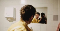 Harry Styles interrompe show para falar de "Off Campus": veja vídeo