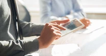 E-book analisa os desafios do marketing político