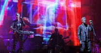 Massive Attack une músicos em aliança contra censura após críticas à guerra
