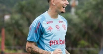 É oficial! Flamengo confirma contrato assinado até 2027