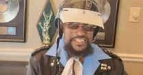 Victor Villis Village People fortuna: morte do famoso cantor de 74 anos deixa dinheiro para a família; quantia alta vem do sucesso na música nos anos 1970