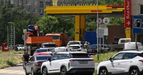 Ucrânia amplia ofensiva contra refinarias e crise de combustível já atinge quase toda a Rússia