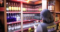 Intoxicação por metanol: 1,2 mil garrafas são apreendidas com rótulos trocados em Diadema (SP)