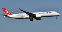 Avião que seguia da Turquia para os EUA faz pouso de emergência após passageiro morrer na cabine
