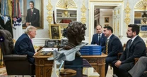 Trump elogia Flávio Bolsonaro em meio a novo tarifaço dos EUA a produtos brasileiros