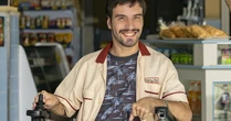Pedro Fernandes, ator PcD, avalia personagem em Dona de Mim: 'Abrir portas'