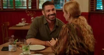 Globo mostra descuido com quase todas as cenas de restaurante de 'Vale Tudo' no mesmo cenário