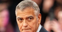 'Impossibilitado de me mover': o drama de George Clooney desconhecido por muitos; ator cogitou medida drástica para aliviar seu sofrimento