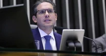 Motta deve abraçar 'pautas gerais' da oposição e dar 'espetadazinha' no STF; veja bastidor