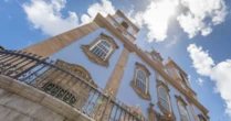 Igreja tradicional de Salvador publica comunicado se precavendo contra batizados de bebê reborn
