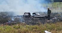 Avião de pequeno porte cai em área rural em GO e piloto sobrevive