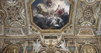 'As autoridades falharam', diz ministro da Justiça francês após assalto ao Louvre, que permanece fechado nesta segunda-feira