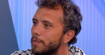 'Pararem as bombas não é o suficiente', diz ativista Thiago Ávila sobre acordo de paz em Gaza