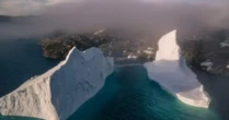 Iceberg gigante gera preocupação em moradores de pequena vila na Groenlândia