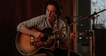''Meu pai nunca havia dito que me amava'': Foi isso que o diretor ouviu sobre o filme Springsteen: Salve-Me do Desconhecido
