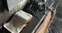 Bíblia permanece intacta após incêndio atingir apartamento no RS